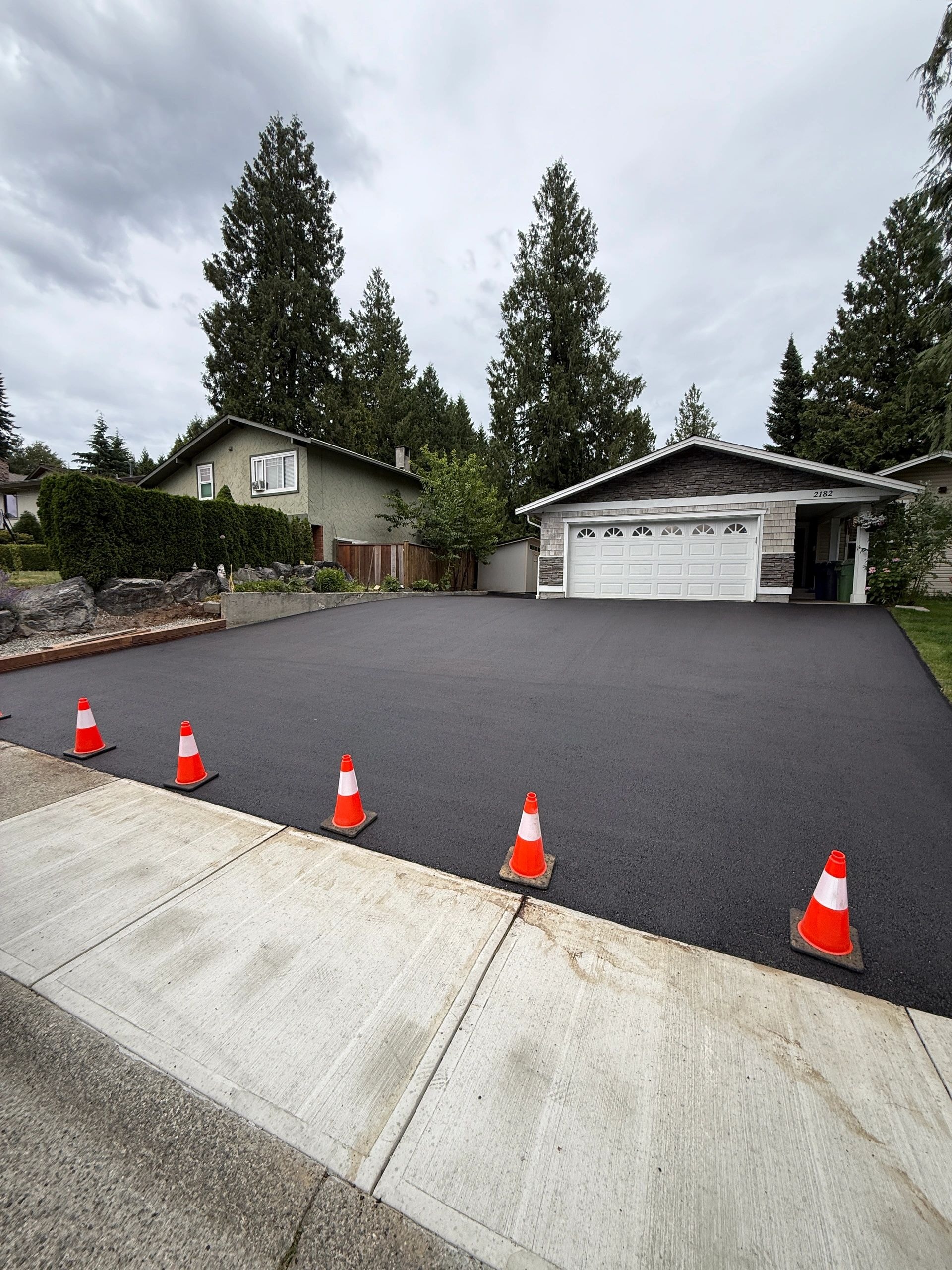 Asphalt paving and driveway installation in Abbotsford BC